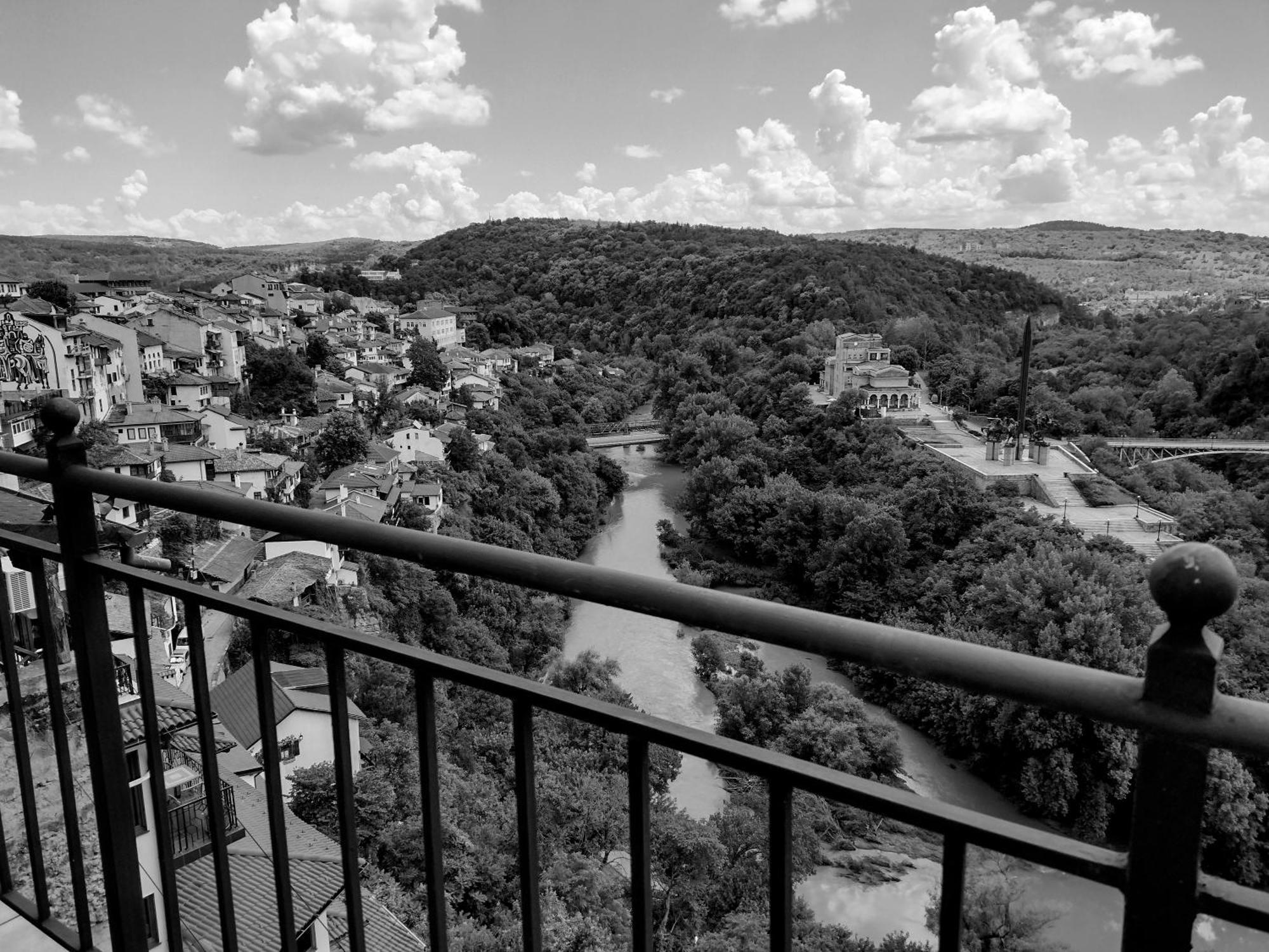 Art Studio Turnovo Appartement Veliko Tarnovo Buitenkant foto
